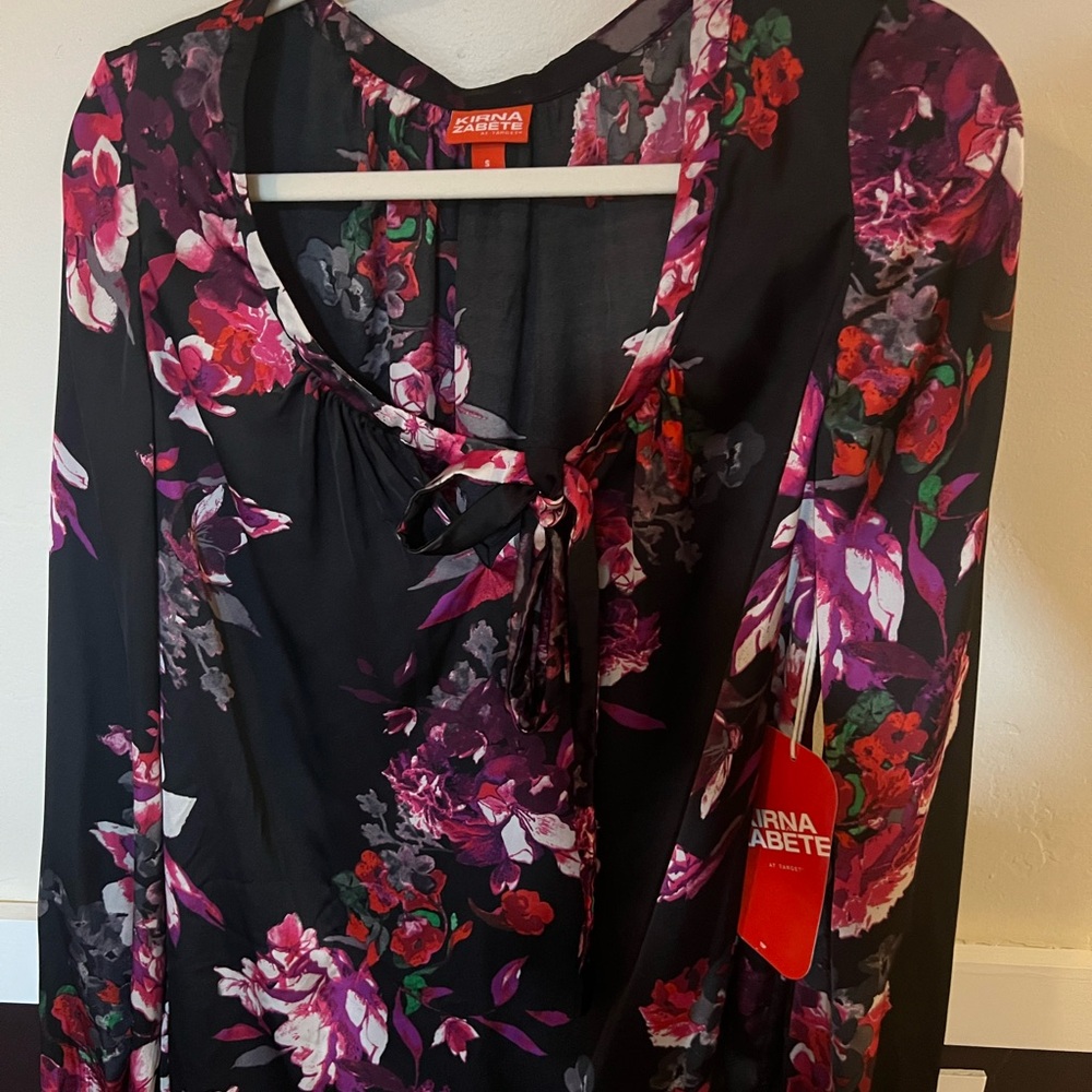 Kirna Zabete Black and Purple Floral Blouse